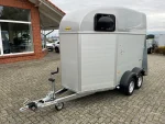Van transport chevaux Humbaur Equitos Alu 2000 kg