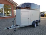 Van transport chevaux Humbaur Equitos Alu Plus 2000 kg – Image 2