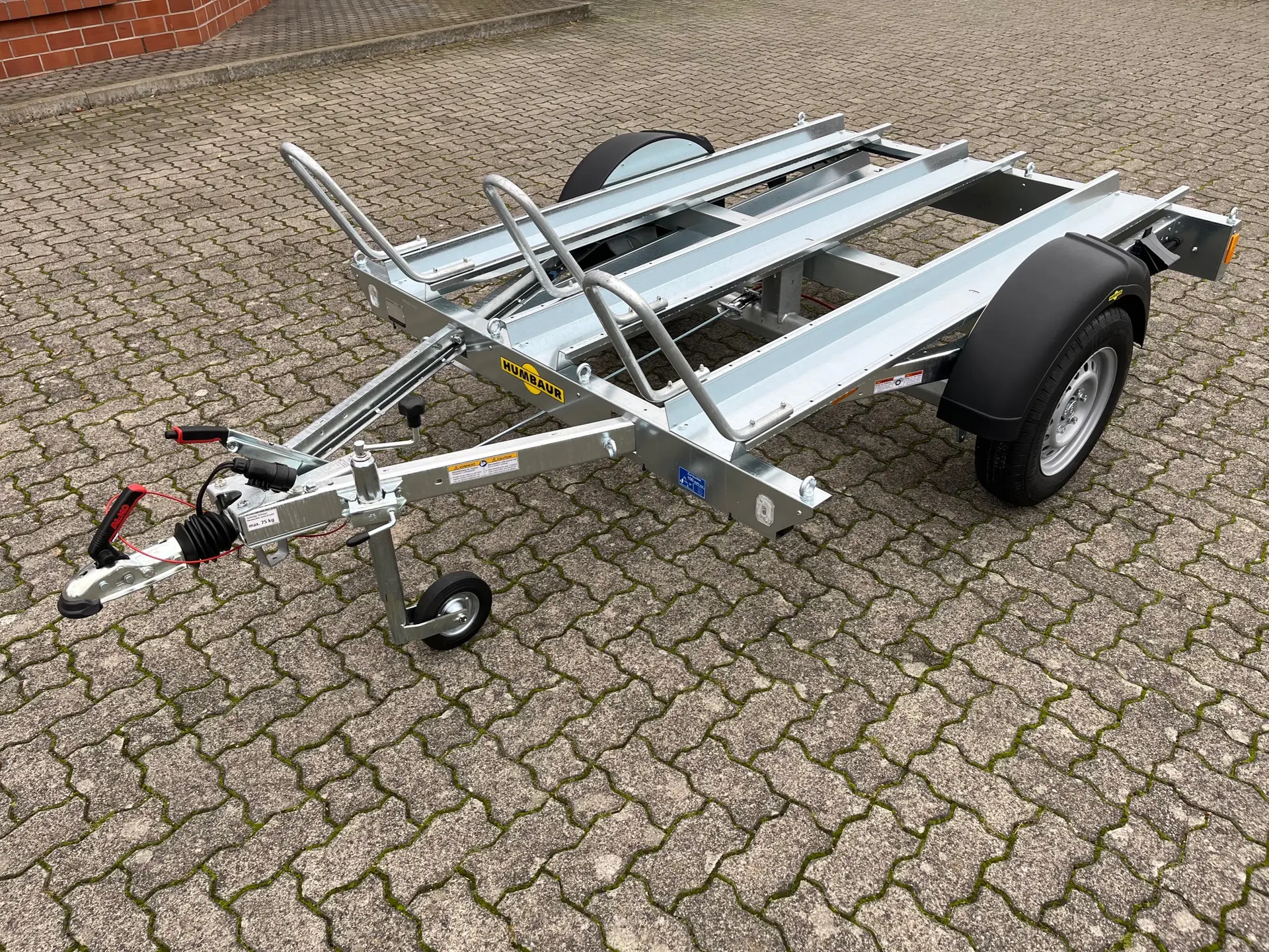 31-2.webp Remorque porte-moto Humbaur HM 102113 1000 kg 3 motos – Image 1