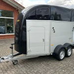 Van transport chevaux Humbaur Xanthos Aero 2700 kg