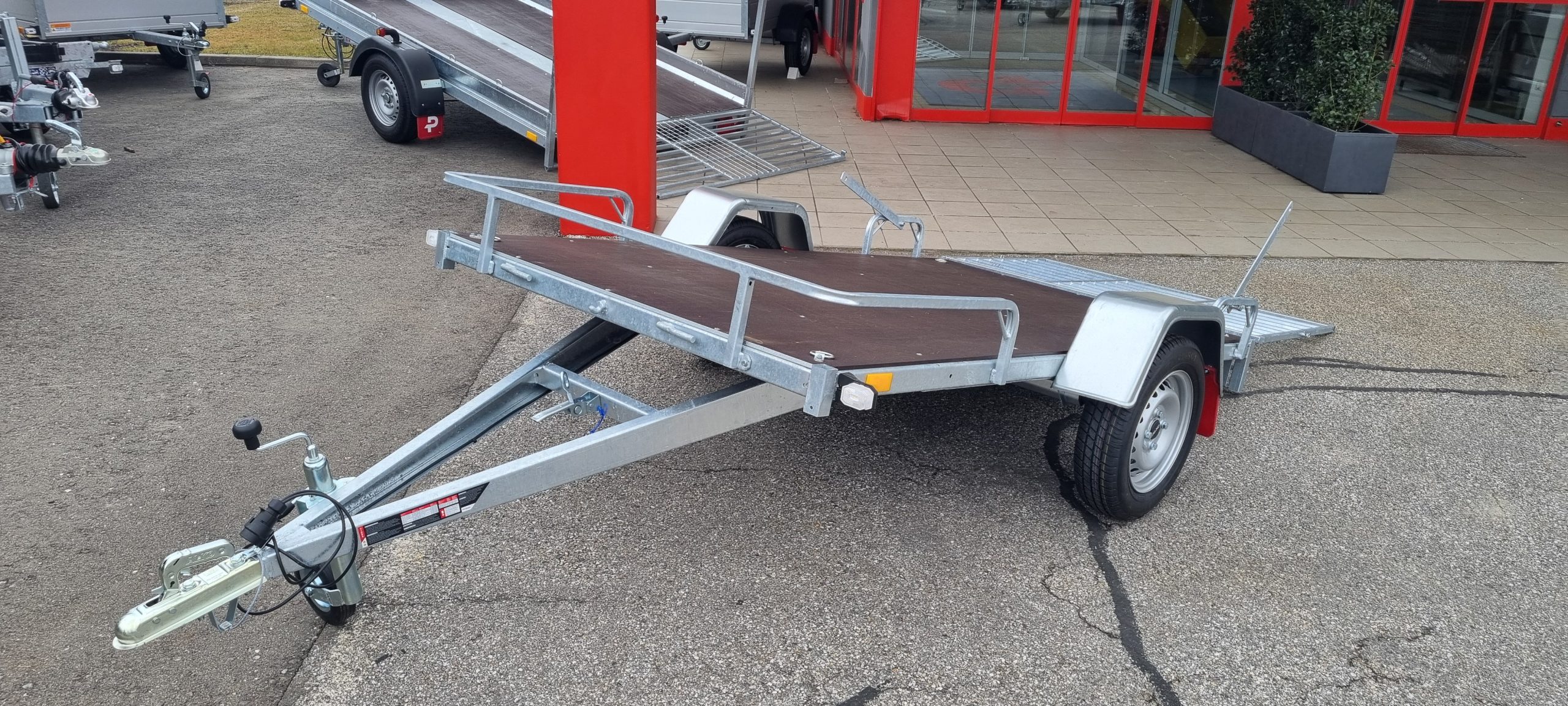 61-scaled-1.jpg Remorque porte-quad Pongratz EM 750 2.5 248x132 750 kg – Image 1