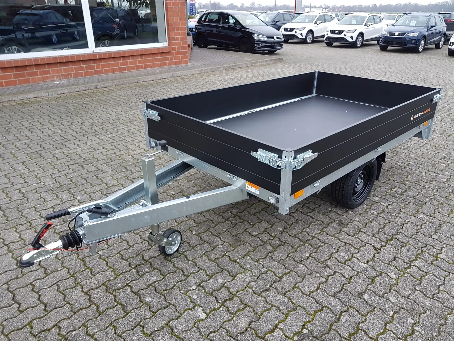 62.webp Remorque benne Saris K1 256x150 1500 kg mono-essieu – Image 1